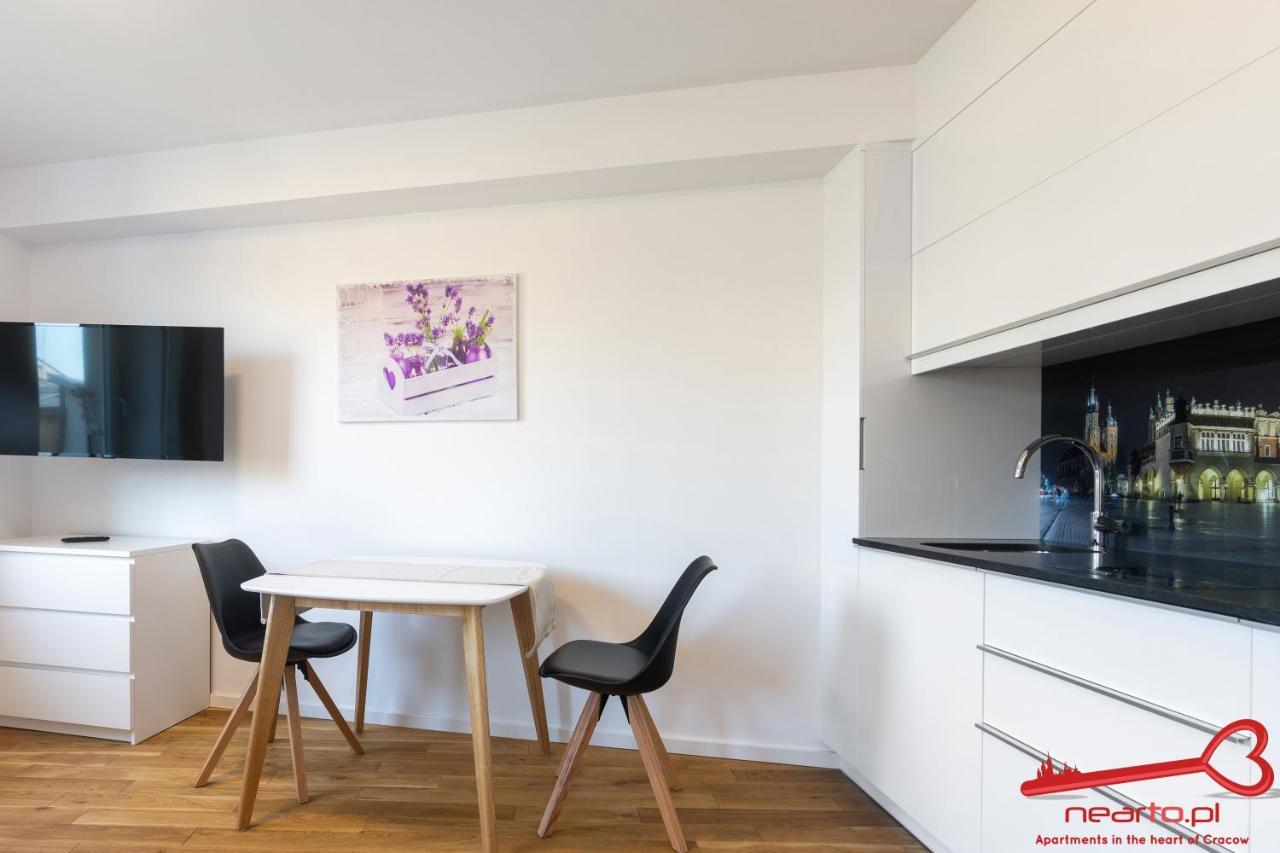 Apartment Nearto Old Town Sebastiana Street Красков Екстериор снимка
